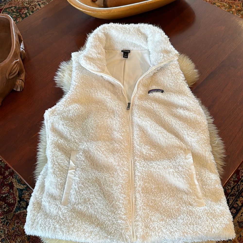 Women’s  Patagonia Los Gatos Vest Excellent Used Condition White Large